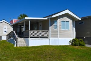 Apache Family Campground & Pier - Leisure Living Vacation Rental Unit - 195